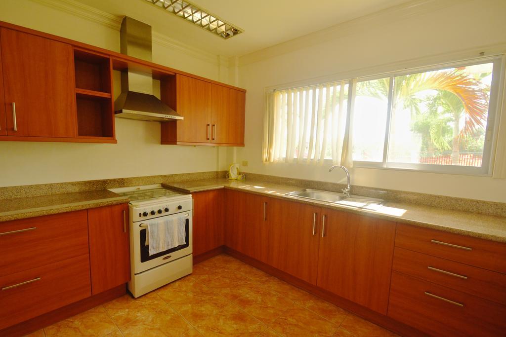 Olivia Resort Serviced Apartments And Bungalows Panglao Exterior photo
