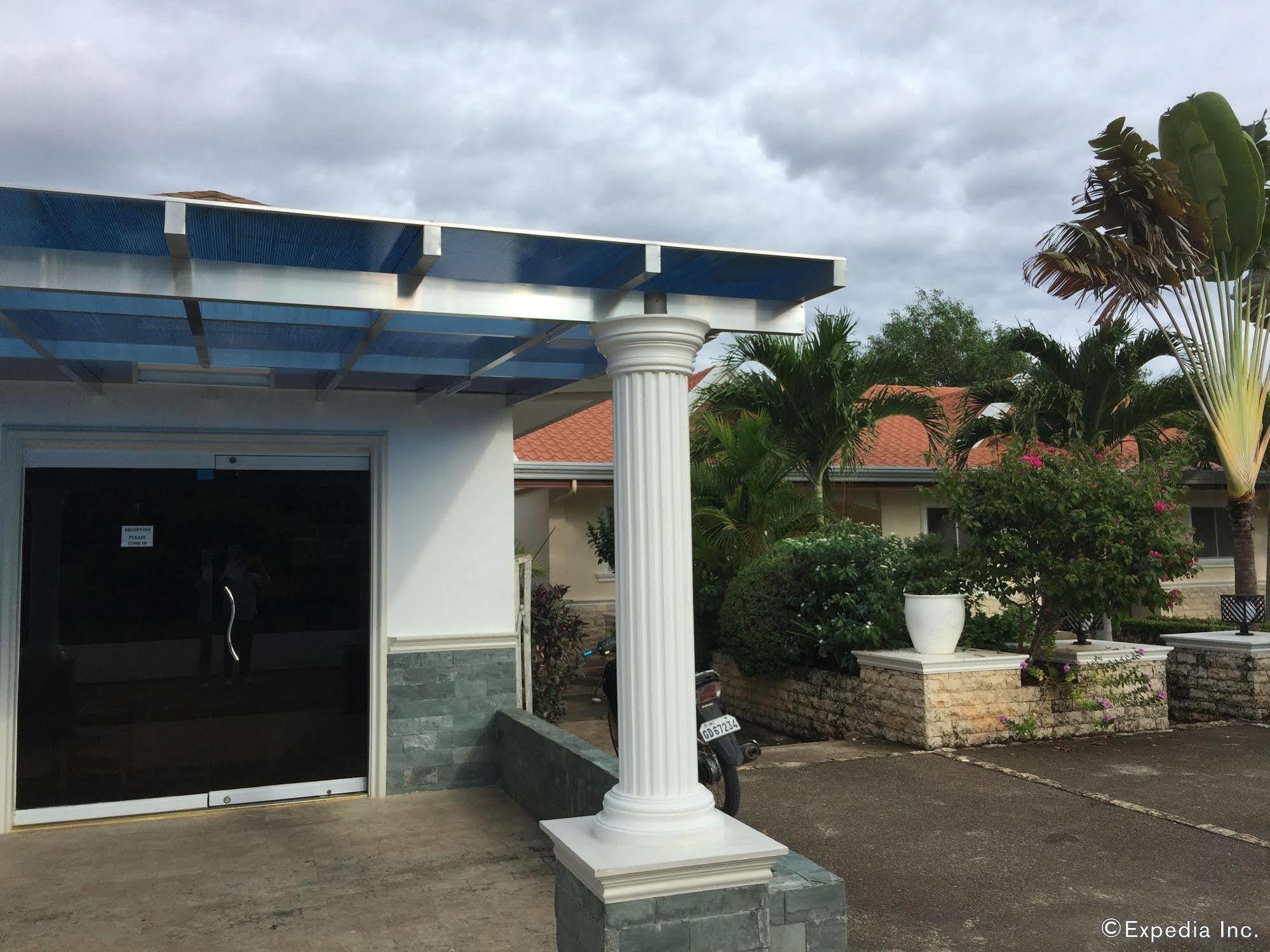 Olivia Resort Serviced Apartments And Bungalows Panglao Exterior photo