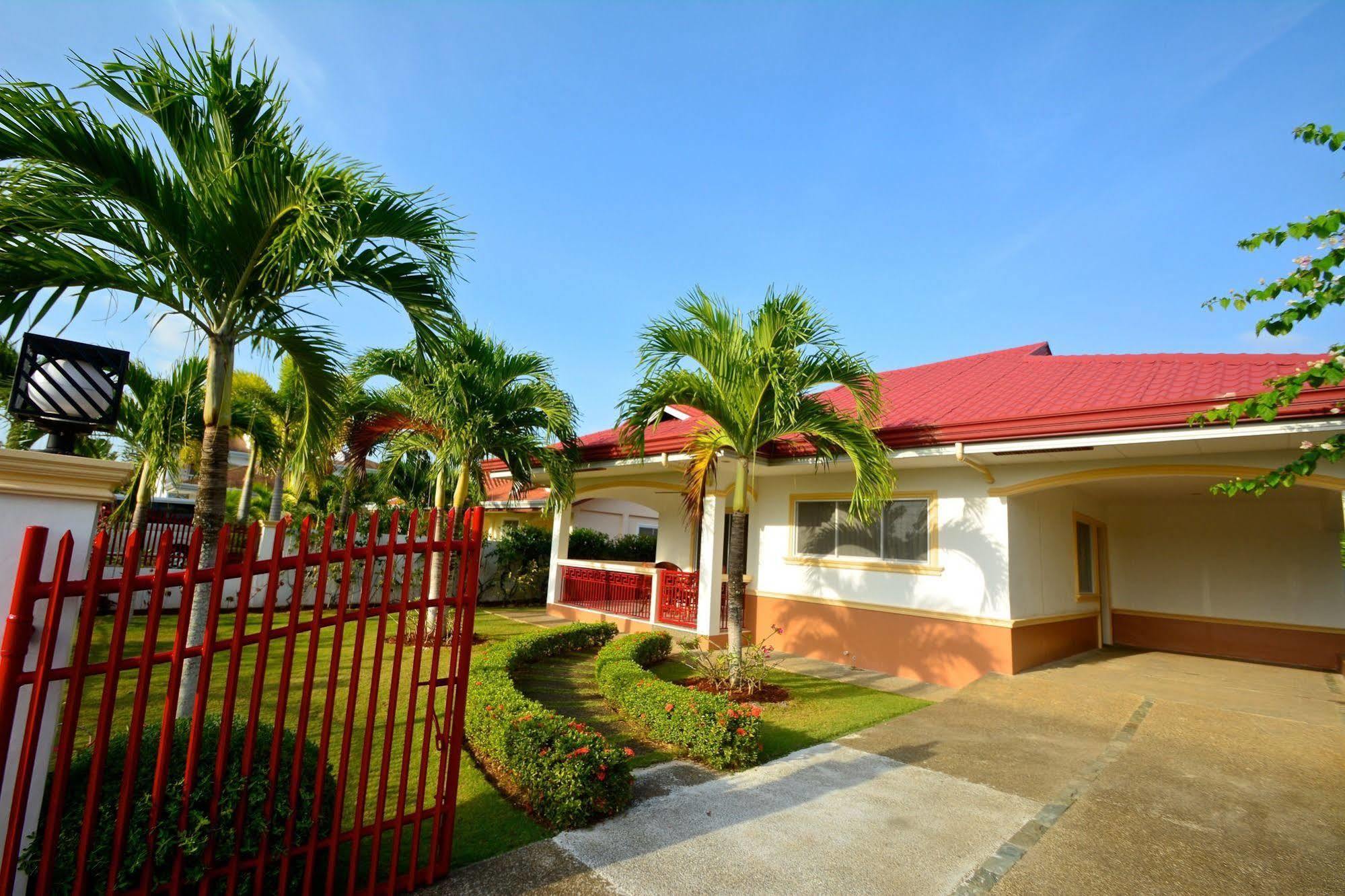 Olivia Resort Serviced Apartments And Bungalows Panglao Exterior photo