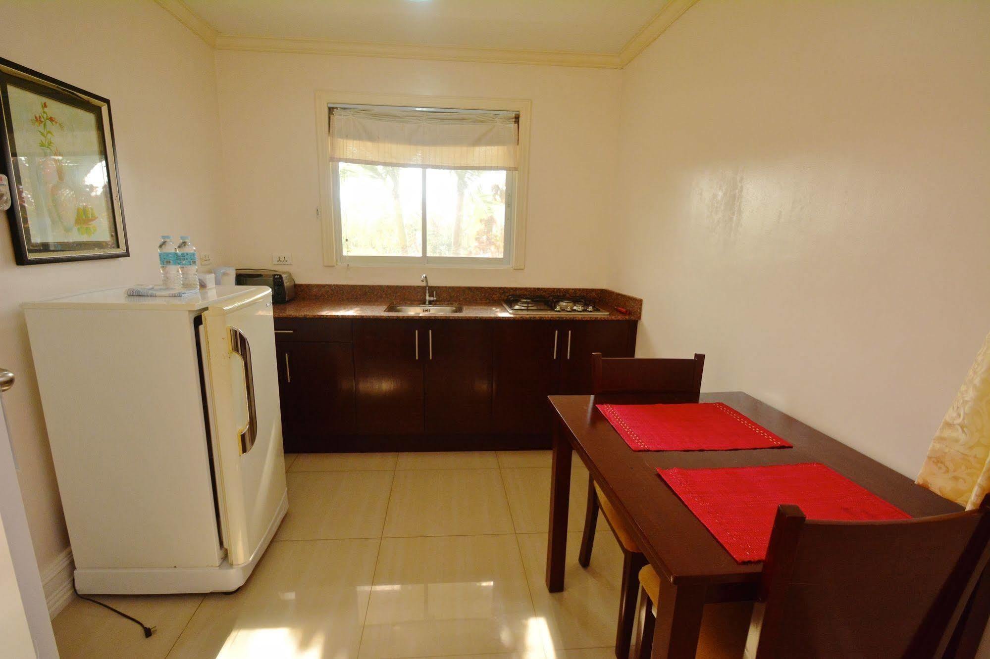 Olivia Resort Serviced Apartments And Bungalows Panglao Exterior photo