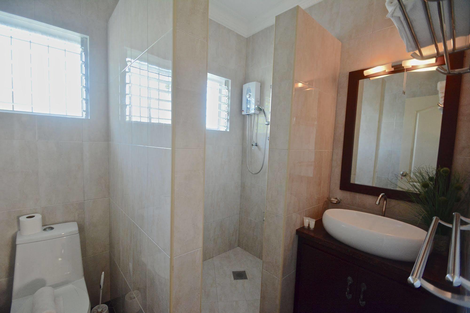 Olivia Resort Serviced Apartments And Bungalows Panglao Exterior photo